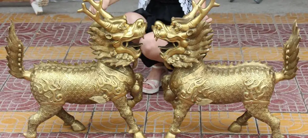 26" Chinese FengShui Wealth Bronze Animal Beast QiLin Kylin Unicorn Statue Pair
26" Chinese FengShui Wealth Bronze Animal Beast QiLin Kylin Unicorn Statue Pair