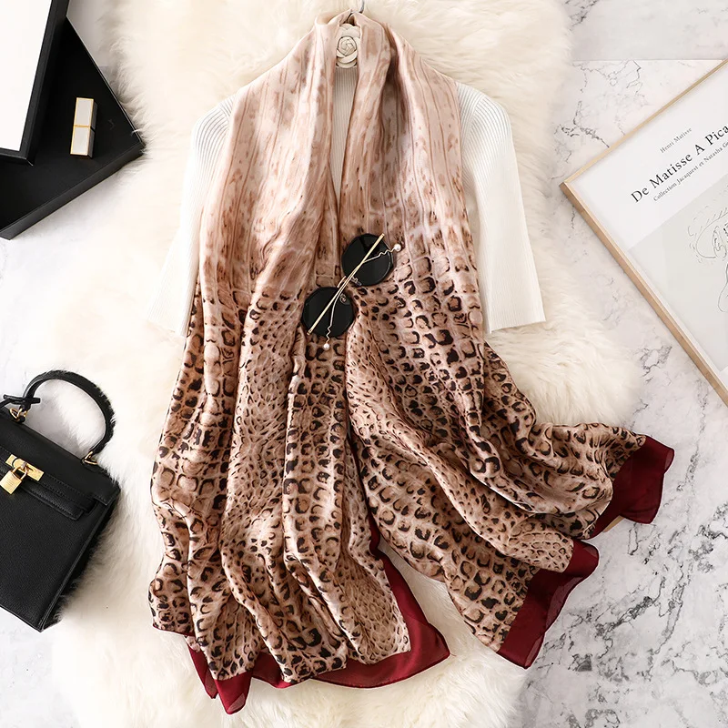 Scarf women's wild summer sun shawl beach towel beach long section tulle towel Python pattern new scarf female wrap
Scarf women's wild summer sun shawl beach towel beach long section tulle towel Python pattern new scarf female wrap