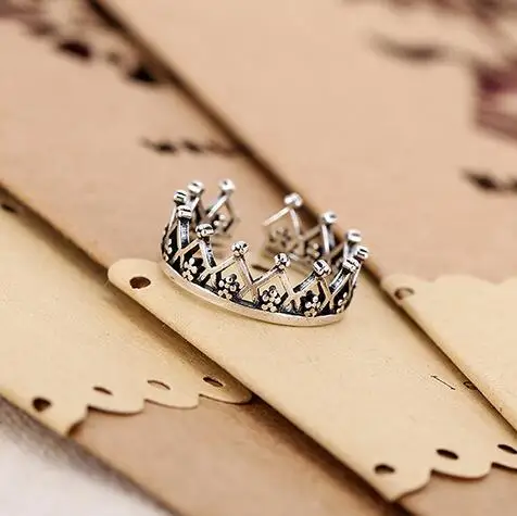 New Arrival 925 Sterling Silver Flower Crown Rings for Women Jewelry Fashion Open Adjustable Finger Ring Free Shipping
New Arrival 925 Sterling Silver Flower Crown Rings for Women Jewelry Fashion Open Adjustable Finger Ring Free Shipping