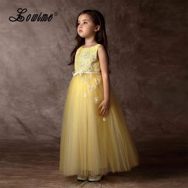 2017 Toddler Flower Girl Dress Yellow Lace Tulle First Communion Dresses For Girls Puffy Pageant Dress Ball Gown Kids Prom Dress
2017 Toddler Flower Girl Dress Yellow Lace Tulle First Communion Dresses For Girls Puffy Pageant Dress Ball Gown Kids Prom Dress