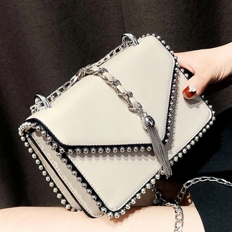 High Quality Women Shoulder Bags Tassel Chain Crossbody Messenger Bag Women Small Bags Leather Handbag bolsa feminina WBS591
High Quality Women Shoulder Bags Tassel Chain Crossbody Messenger Bag Women Small Bags Leather Handbag bolsa feminina WBS591