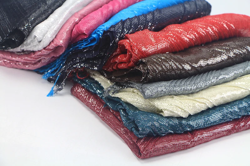 1 pc Wrinkle shawls Silver Shinny hijab summer drape stitching muslim Muffler 12 color scarves/scarf
1 pc Wrinkle shawls Silver Shinny hijab summer drape stitching muslim Muffler 12 color scarves/scarf