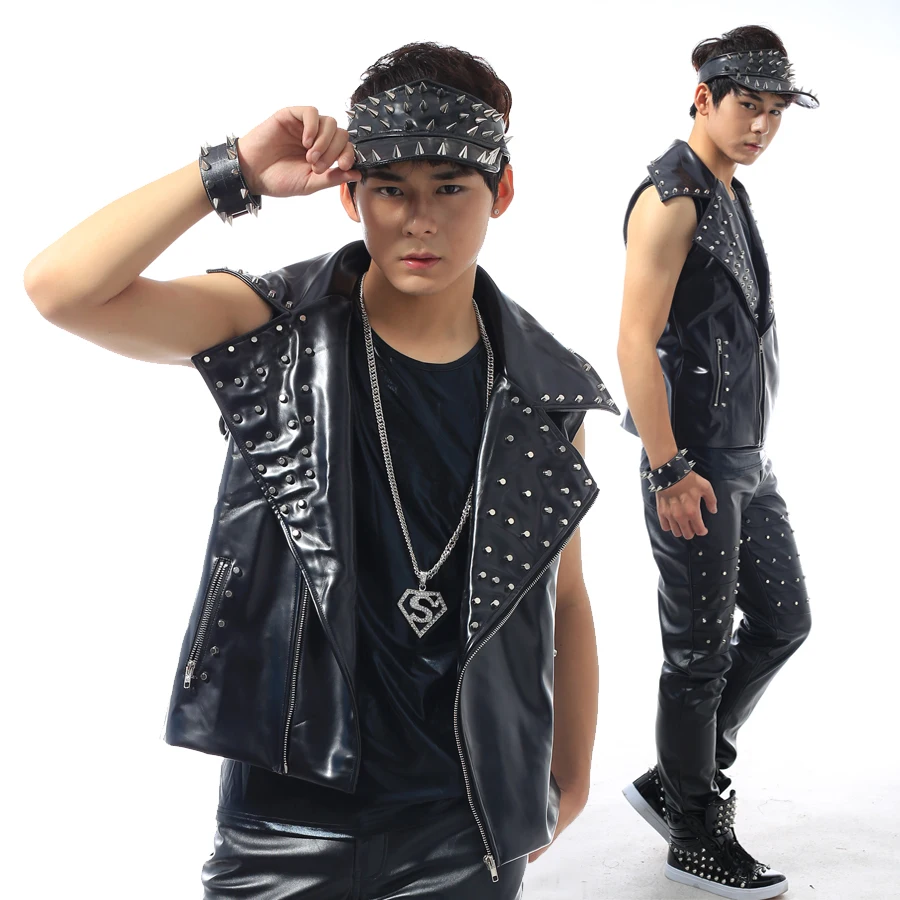 Men's Fashion sleeveless Rivet Jacket Vest Male DJ Costume Club show stage performance outwear
Men's Fashion sleeveless Rivet Jacket Vest Male DJ Costume Club show stage performance outwear