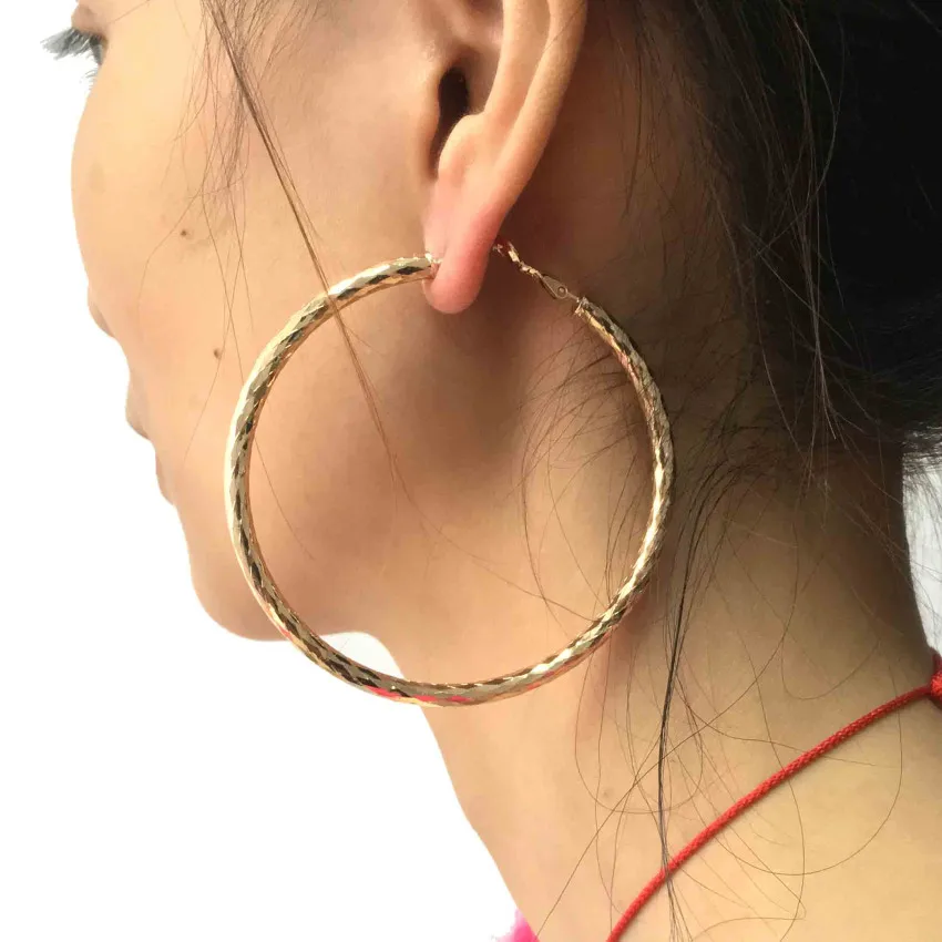 UKEN Fashion Women Alloy Hoop Earrings Statement Jewelry Big Circle Earring Costume Accessories FE215
UKEN Fashion Women Alloy Hoop Earrings Statement Jewelry Big Circle Earring Costume Accessories FE215