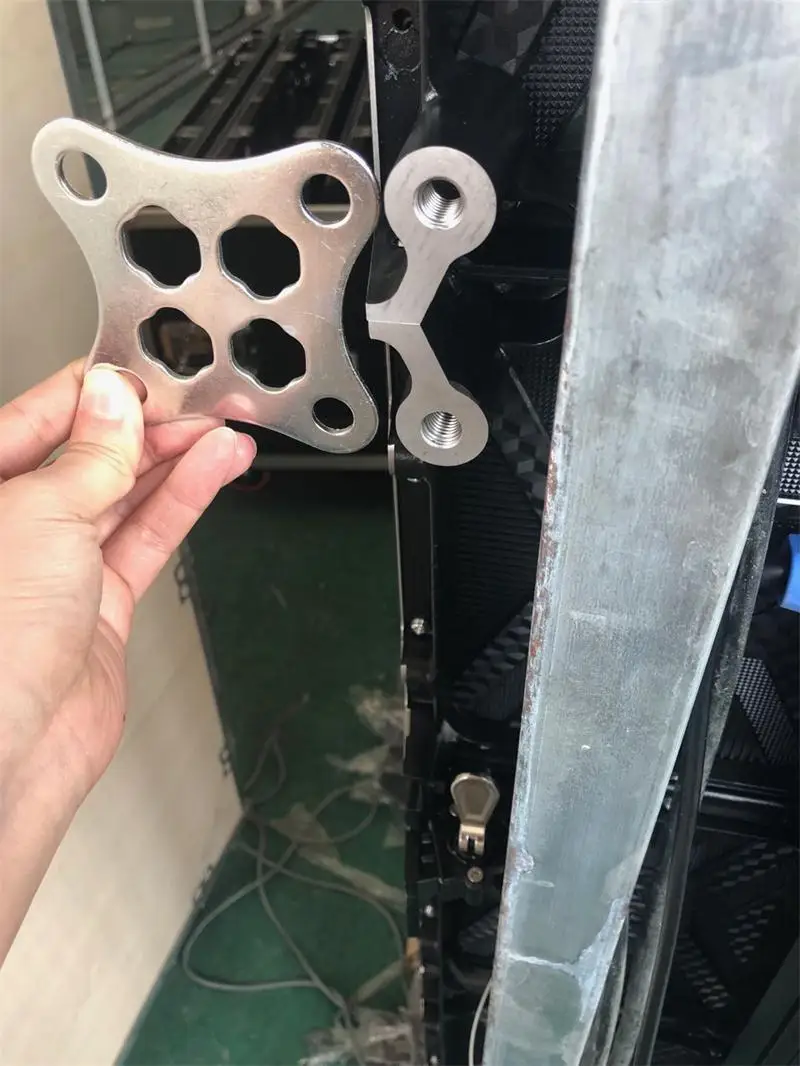 Butterfly metal sheet LED die casting aluminum cabinet connecting metal sheet connecting piece
Butterfly metal sheet LED die casting aluminum cabinet connecting metal sheet connecting piece