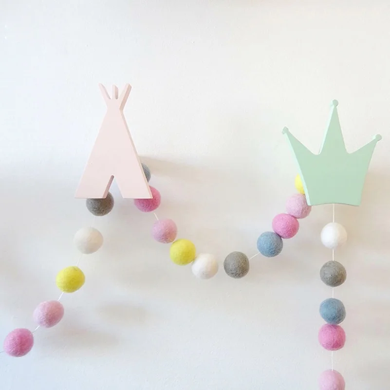 DIY-30pcs-Wool-Felt-Ball-2cm-Kids-Room-Decorative-Balls-Baby-Tent-Ornament-Hanging-Birthday-Gift (2)