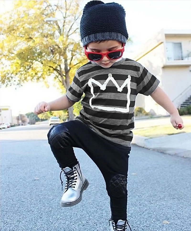 Fashion Baby Boys Clothes 2016 New Kids Boy Crown Top Shirt Striped T-Shirt and Pant 2pcs Outfit Children Set
Fashion Baby Boys Clothes 2016 New Kids Boy Crown Top Shirt Striped T-Shirt and Pant 2pcs Outfit Children Set