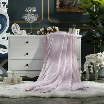 High Quality Tencel Summer Quilt Fill 100% mulberry silk Comforter Hollow Lace Duvet Soft Queen size Four Seasons Quilt
High Quality Tencel Summer Quilt Fill 100% mulberry silk Comforter Hollow Lace Duvet Soft Queen size Four Seasons Quilt