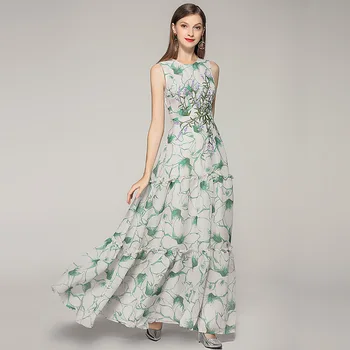 European style embroidery dress 2019 summer runways floral print elegant dress Chic women maxi dress A202
European style embroidery dress 2019 summer runways floral print elegant dress Chic women maxi dress A202