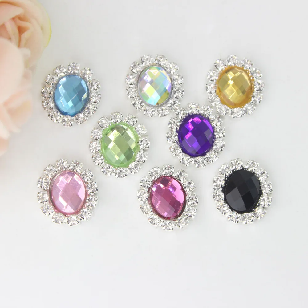 15mm oval Acrylic Rhinestone buttons flat back for wedding invitation card or hair bow craft DIY
15mm oval Acrylic Rhinestone buttons flat back for wedding invitation card or hair bow craft DIY