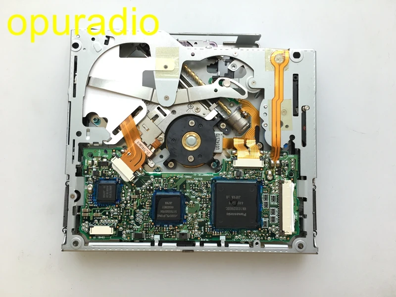 Original Alpine single DVD navigation mechanism DV35M120 DV33M12A drive loader for Toyota B9001 Lexus Audi Honda car DVD audio
Original Alpine single DVD navigation mechanism DV35M120 DV33M12A drive loader for Toyota B9001 Lexus Audi Honda car DVD audio