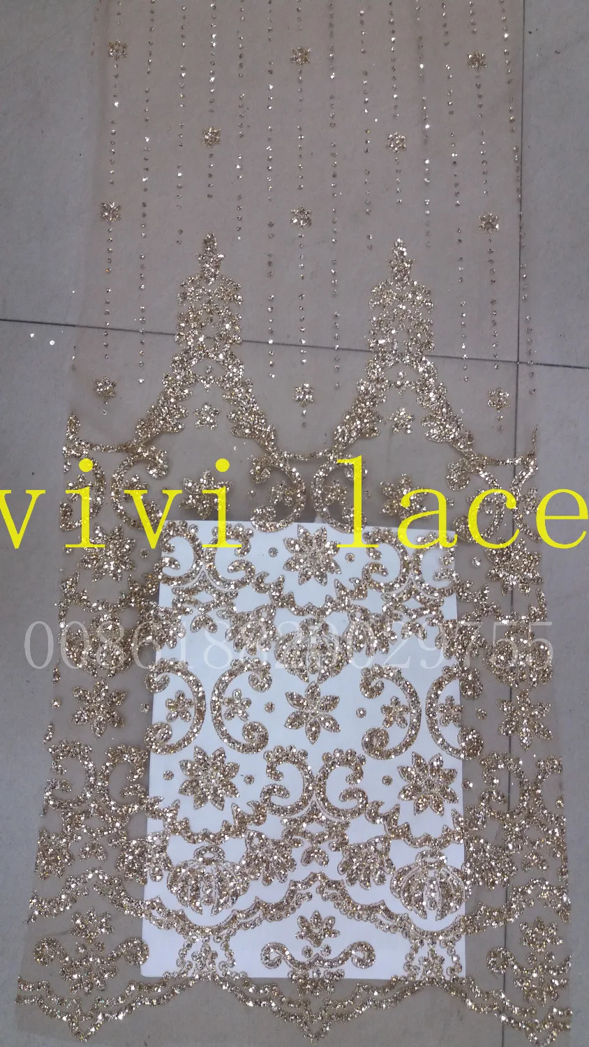 LMC106 glued glitter champagne mesh tulle lace fabric for sawing/evening dress/party.
LMC106 glued glitter champagne mesh tulle lace fabric for sawing/evening dress/party.