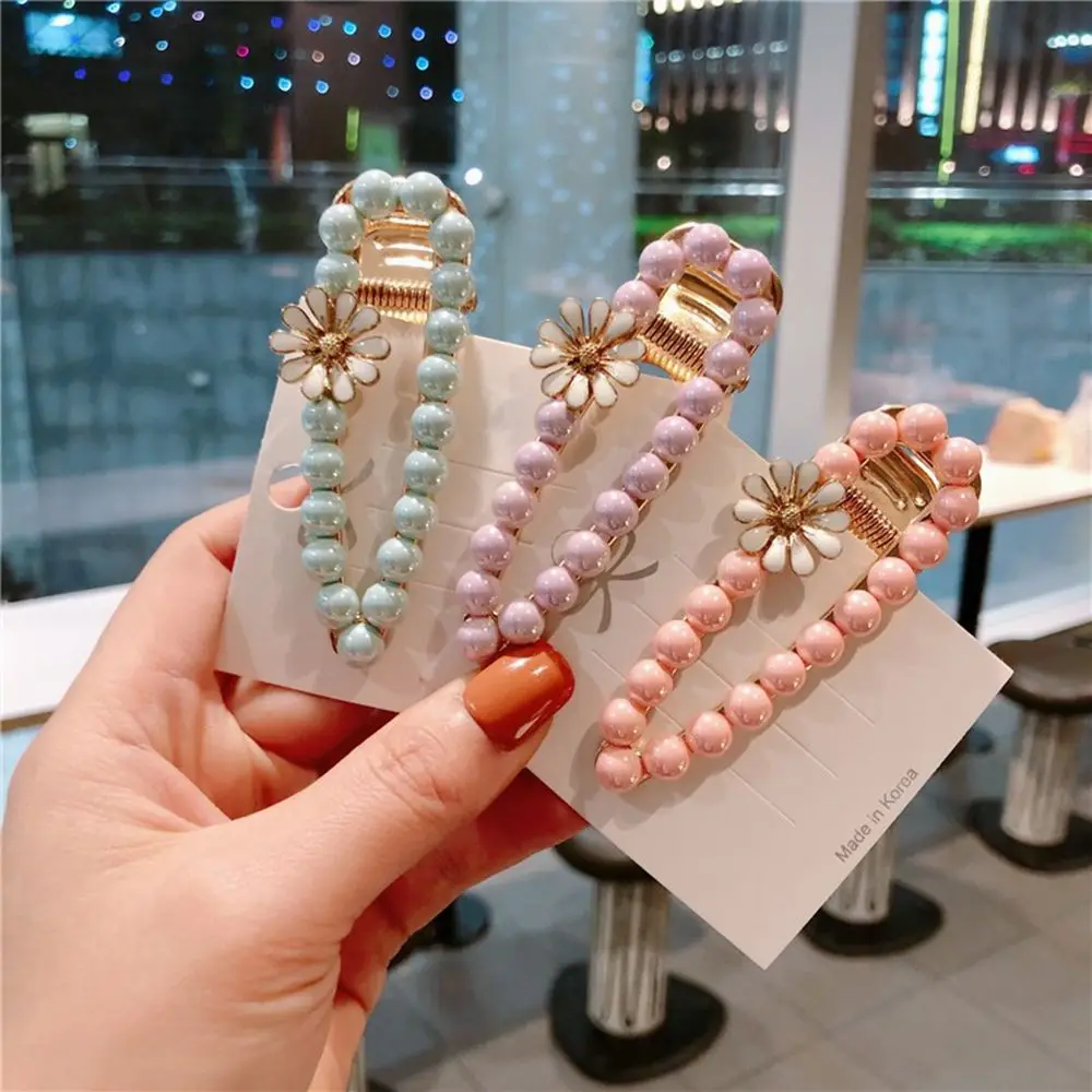 1Pc Imitation Pearl Hair Clip Girl Ice Cream Color Hairpin Korean Sweet Beach Holiday Flower Hair Accessory Beauty Styling Tool
1Pc Imitation Pearl Hair Clip Girl Ice Cream Color Hairpin Korean Sweet Beach Holiday Flower Hair Accessory Beauty Styling Tool