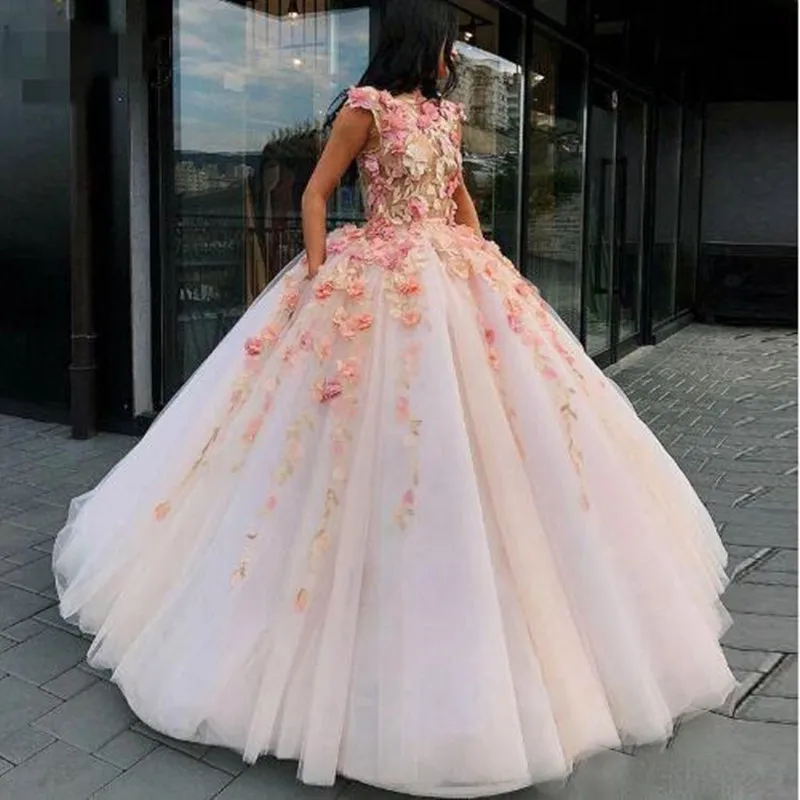 Elegant White Ball Gown Round Neck 3D Flower Applique Long Evening Party Dresses Fashion Extra Puffy Tulle Prom Gown Custom
Elegant White Ball Gown Round Neck 3D Flower Applique Long Evening Party Dresses Fashion Extra Puffy Tulle Prom Gown Custom