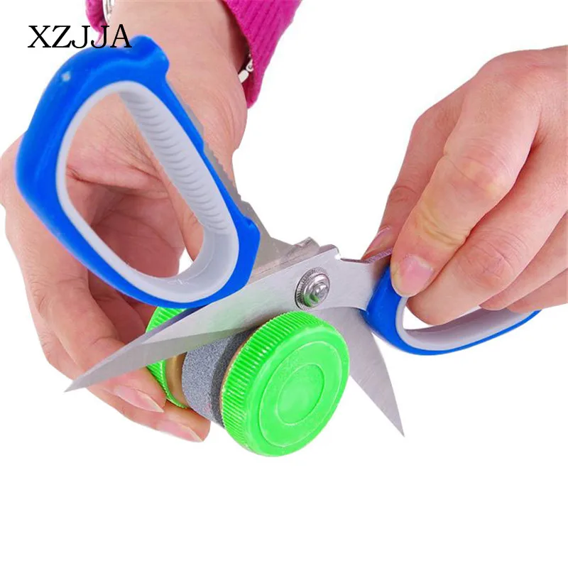 XZJJA Creative Portable Circular Sharpener Mini Rapid Rotation Magic Grindstone Home Kitchen Knife Scissors Whetstone Tools
XZJJA Creative Portable Circular Sharpener Mini Rapid Rotation Magic Grindstone Home Kitchen Knife Scissors Whetstone Tools
