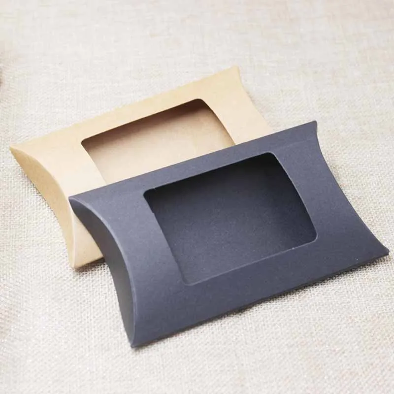 50pcs DIY Kraft /black/white Gift Candy Box Cute Pillow Box Shape Wedding Favor Party Decor Wholesales12.5*8*2cm
50pcs DIY Kraft /black/white Gift Candy Box Cute Pillow Box Shape Wedding Favor Party Decor Wholesales12.5*8*2cm