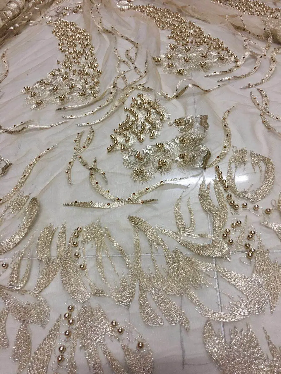 2016 Gold African French Cord Lace Fabric H5751 High Quality African Tulle Lace Fabric Beads For Wedding guipure lace lace
2016 Gold African French Cord Lace Fabric H5751 High Quality African Tulle Lace Fabric Beads For Wedding guipure lace lace