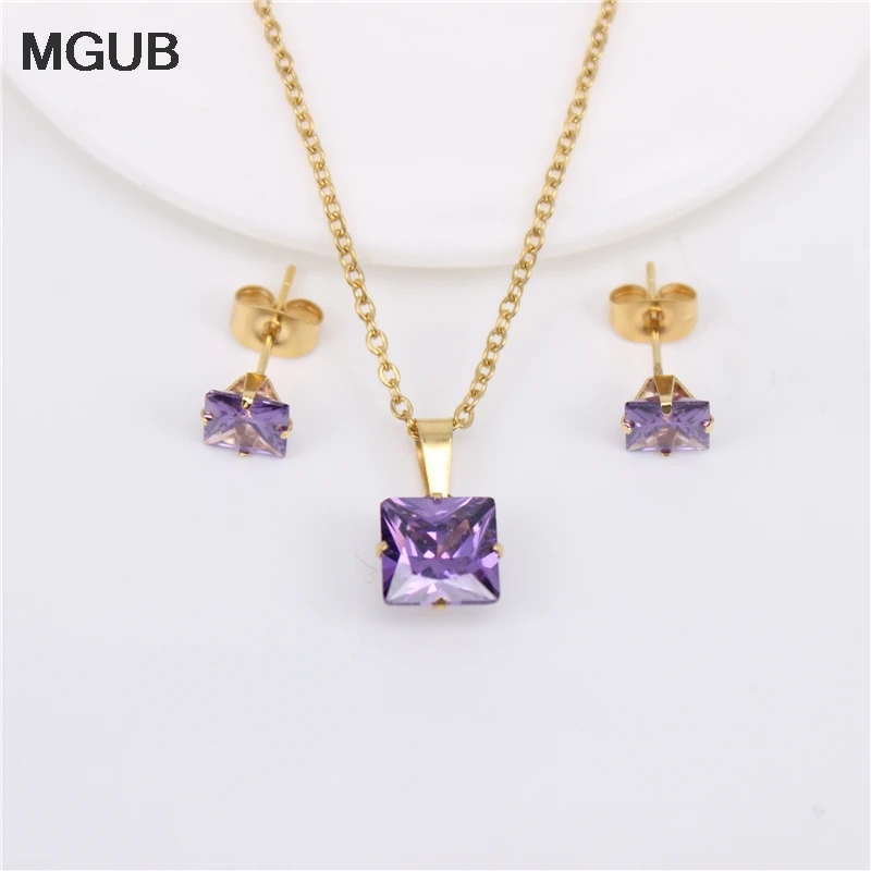 Three color choice Green purple gold color quadrilateral Earring necklace set 8mm pendant 0.4mm thin chain 50cm long ZN16
Three color choice Green purple gold color quadrilateral Earring necklace set 8mm pendant 0.4mm thin chain 50cm long ZN16