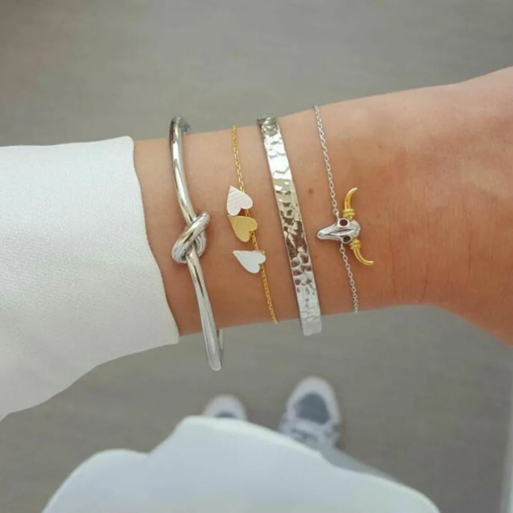 4 pieces / set of bohemian retro bracelets gold knot open gold bracelet ladies party wedding accessories statement jewelry233
4 pieces / set of bohemian retro bracelets gold knot open gold bracelet ladies party wedding accessories statement jewelry233