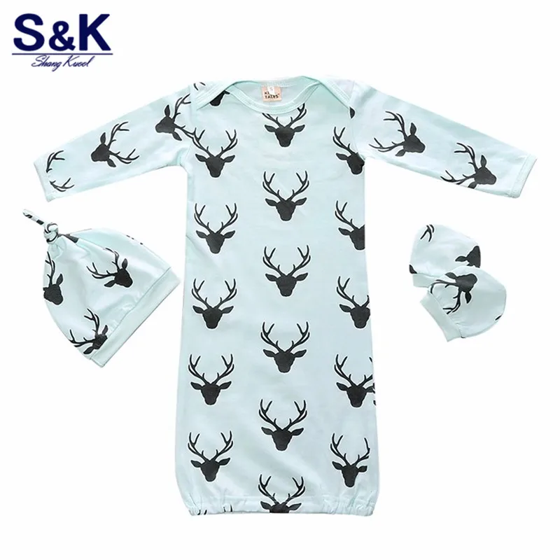 Fashion Christmas Style Baby Clothes Deer Print Newborn Pajamas Sets with Sleeping Bag + Gloves +Hat 3Pcs Baby Suit XH-117
Fashion Christmas Style Baby Clothes Deer Print Newborn Pajamas Sets with Sleeping Bag + Gloves +Hat 3Pcs Baby Suit XH-117