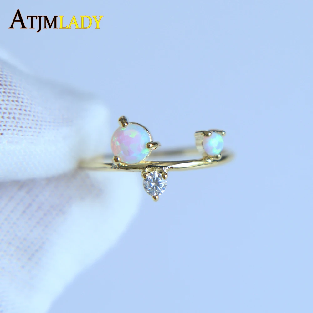 Unique design 2018 new Gold color rings,cz opal prong setting High quality delicate danity thin round band opal stone ring
Unique design 2018 new Gold color rings,cz opal prong setting High quality delicate danity thin round band opal stone ring