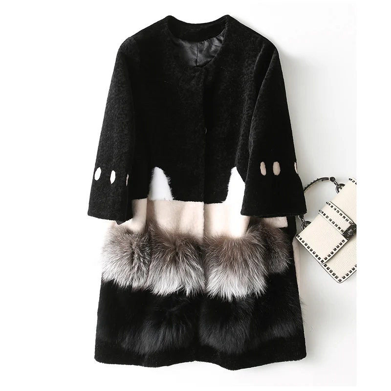 Real sheep fur coat winter women 2019 new fashion coats with geniune fox fur jacket there quarter sleeve o-neck parka
Real sheep fur coat winter women 2019 new fashion coats with geniune fox fur jacket there quarter sleeve o-neck parka