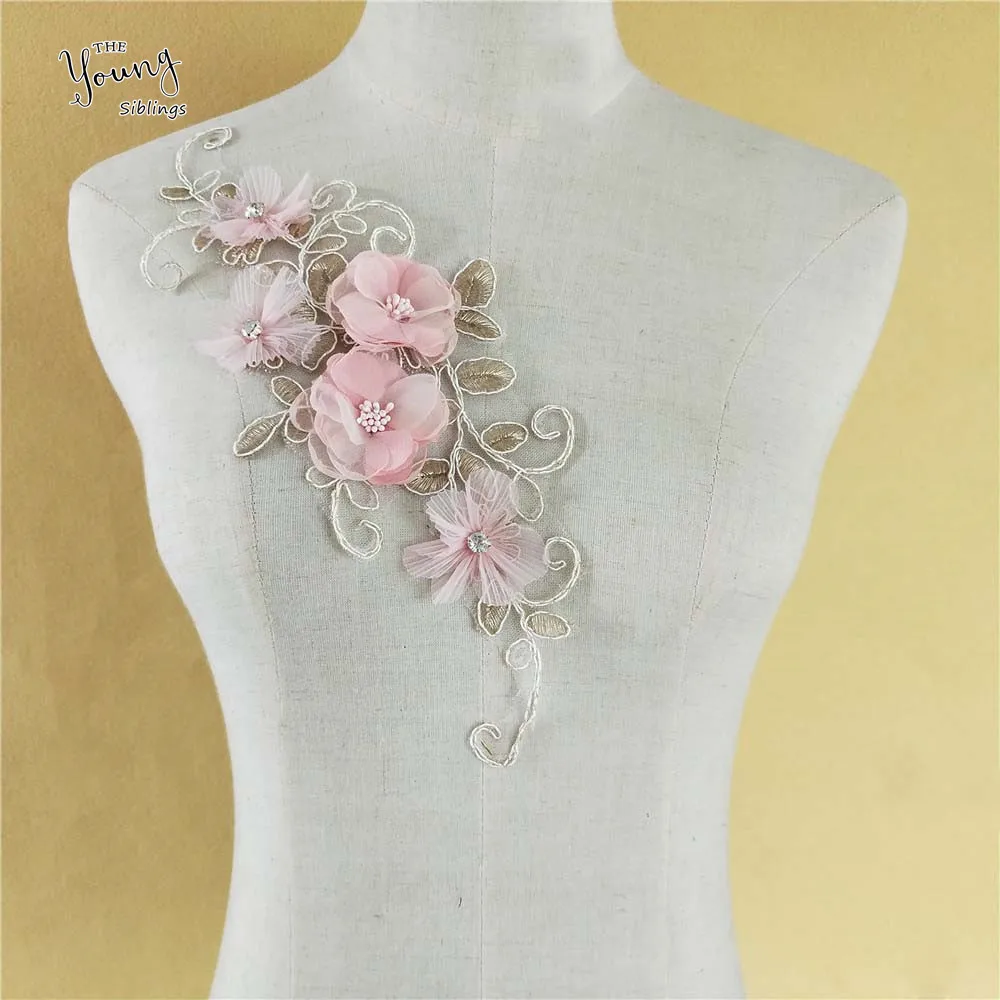 New style Lace Collar DIY Costume Accessories Fine 3D flower Gold embroidery Decoration Neckline Sewing Craft Supplies YL1174
New style Lace Collar DIY Costume Accessories Fine 3D flower Gold embroidery Decoration Neckline Sewing Craft Supplies YL1174