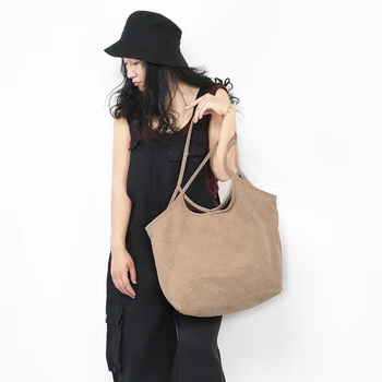 Women vintage velvet Handbags ladies fashion Classic Solid Shoulder Bags shopping bags for women large Capacity Casual Totes
Women vintage velvet Handbags ladies fashion Classic Solid Shoulder Bags shopping bags for women large Capacity Casual Totes