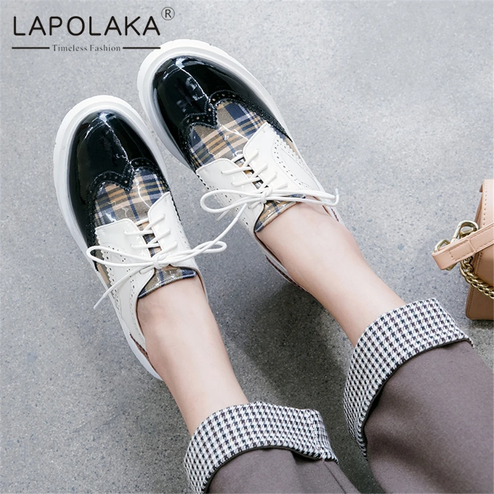 Lapolaka New Hot Sale Patent Leather Casual Brogue Shoes Woman Flats Mix Color Flat Platform Lace Up Leisure Flats Woman Shoes