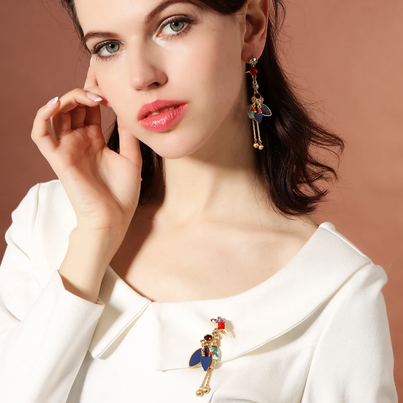 Fashion 2018 Bohemia Vintage Mulit-color Enamel Crystal Bird Brooch For Women Handmade Luxury Gift Jewelry Accessory
Fashion 2018 Bohemia Vintage Mulit-color Enamel Crystal Bird Brooch For Women Handmade Luxury Gift Jewelry Accessory