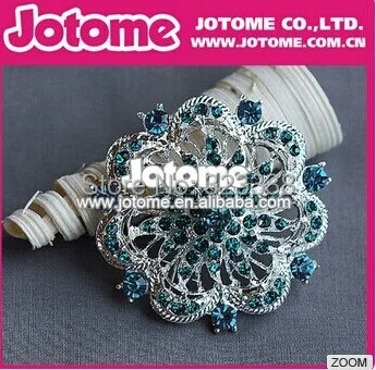 Rhinestone brooch beautiful brooch fashion design brooch for wedding decoration
Rhinestone brooch beautiful brooch fashion design brooch for wedding decoration