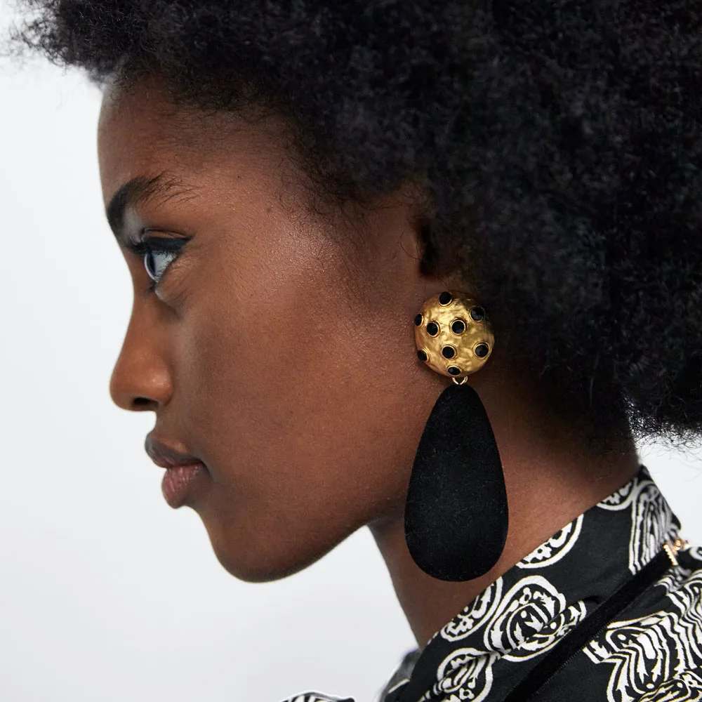 Girlgo Brand ZA Black Tear Drop Earrings For Women Colorful Crystal Dangle Pendant Earrings Boho Maxi Statement Jewelry Brincos
Girlgo Brand ZA Black Tear Drop Earrings For Women Colorful Crystal Dangle Pendant Earrings Boho Maxi Statement Jewelry Brincos