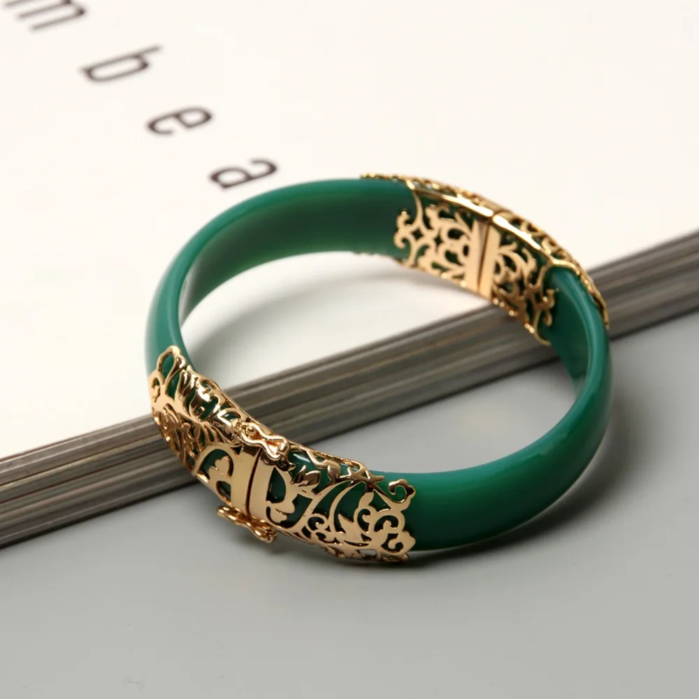 JUJIE Luxury Green Stone Bangles For Women 2019 Fashion Female Jewelry Dropshipping
JUJIE Luxury Green Stone Bangles For Women 2019 Fashion Female Jewelry Dropshipping