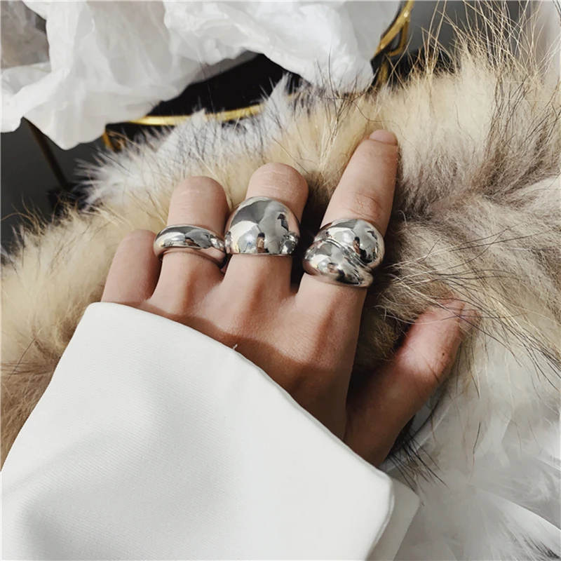 HZ 2019 New Chic Cool Personality Gold Color Metal Fat Open Rings Minimalist Design Finger Rings for Women Girls Party Jewelry
HZ 2019 New Chic Cool Personality Gold Color Metal Fat Open Rings Minimalist Design Finger Rings for Women Girls Party Jewelry