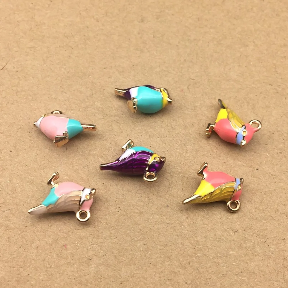 10pcs 14x17mm Korean jewelry enamel metal 3D bird magpie charms swallow pendant bracelet necklace earrings hanging DIY material
10pcs 14x17mm Korean jewelry enamel metal 3D bird magpie charms swallow pendant bracelet necklace earrings hanging DIY material