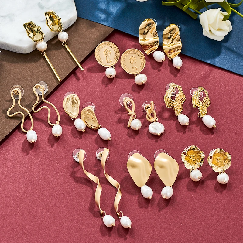 MISANANRYNE 2019 Korea Design Drop Earrings Metal Golden Geometric Irregular Circle Natural Freshwater Pearl Earrings for Women
MISANANRYNE 2019 Korea Design Drop Earrings Metal Golden Geometric Irregular Circle Natural Freshwater Pearl Earrings for Women