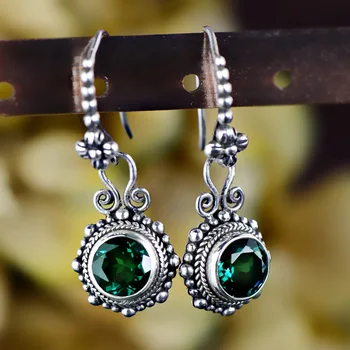 S925 Silver Jewelry Retro Fashion Exotic Style Delicate Craft Taiyin Green Crystal Eardrops Female Earrings Earrings
S925 Silver Jewelry Retro Fashion Exotic Style Delicate Craft Taiyin Green Crystal Eardrops Female Earrings Earrings