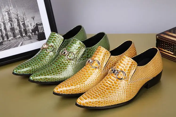 Genuine Leather Formal Business Men Oxfords Shoes Wedding Party Serpentine Shoes Luxury Brand Men Dress Shoes yellow green
Genuine Leather Formal Business Men Oxfords Shoes Wedding Party Serpentine Shoes Luxury Brand Men Dress Shoes yellow green