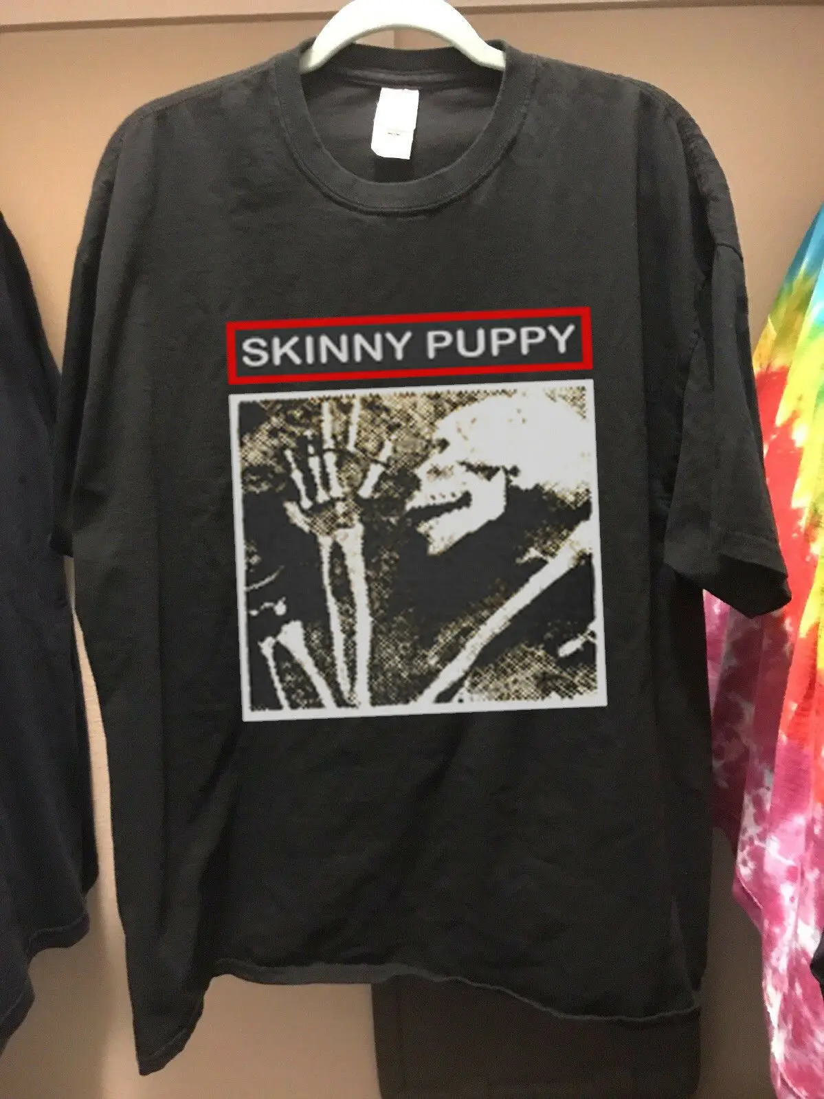 VTG RARE!! skinny puppy ministry depeche 4AD goth siouxsie USAsz TOP reprint Summer Men'S fashion Tee,Comfortable t shirt
VTG RARE!! skinny puppy ministry depeche 4AD goth siouxsie USAsz TOP reprint Summer Men'S fashion Tee,Comfortable t shirt