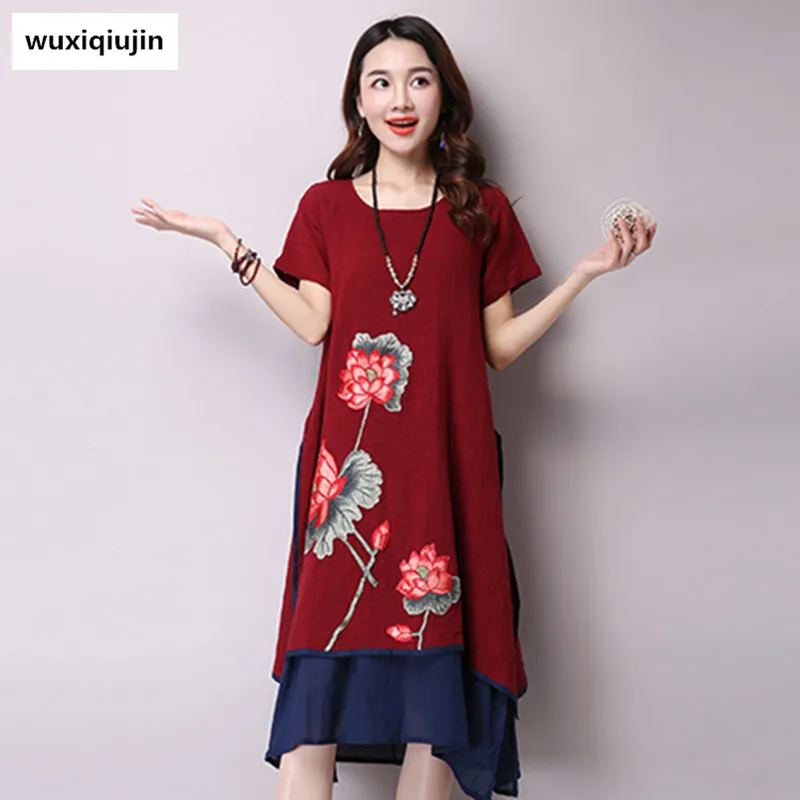 The new fashion of 2017 summer new vintage embroidery folk women dress cotton flax fake two-piece dress casual clothes
The new fashion of 2017 summer new vintage embroidery folk women dress cotton flax fake two-piece dress casual clothes