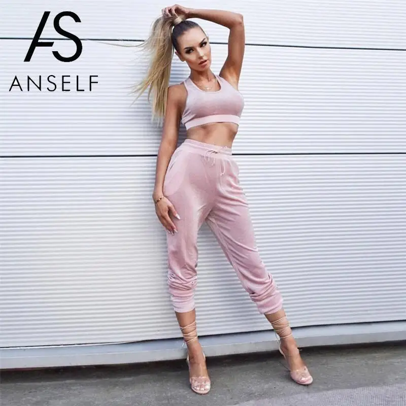 2 Piece Set Women Tracksuit Crop Top and Pants Suit Shiny Bling Bling Sleeveless High Waist Pockets Sexy Two Piece Outfits 2019
2 Piece Set Women Tracksuit Crop Top and Pants Suit Shiny Bling Bling Sleeveless High Waist Pockets Sexy Two Piece Outfits 2019