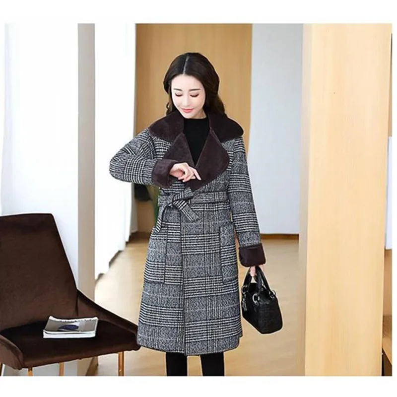 Autumn Winter clothing warm Woolen coat female Long sleeve ladies coats Korea lattice wool coat women fashion long coats 2055
Autumn Winter clothing warm Woolen coat female Long sleeve ladies coats Korea lattice wool coat women fashion long coats 2055
