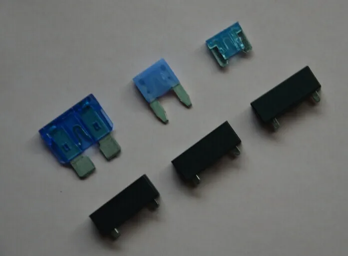 SL-506A 3 IN 1 Auto Fuse holder/ATO auto fuse Holder/ mini blade fuse holders / Auto fuse clips
SL-506A 3 IN 1 Auto Fuse holder/ATO auto fuse Holder/ mini blade fuse holders / Auto fuse clips