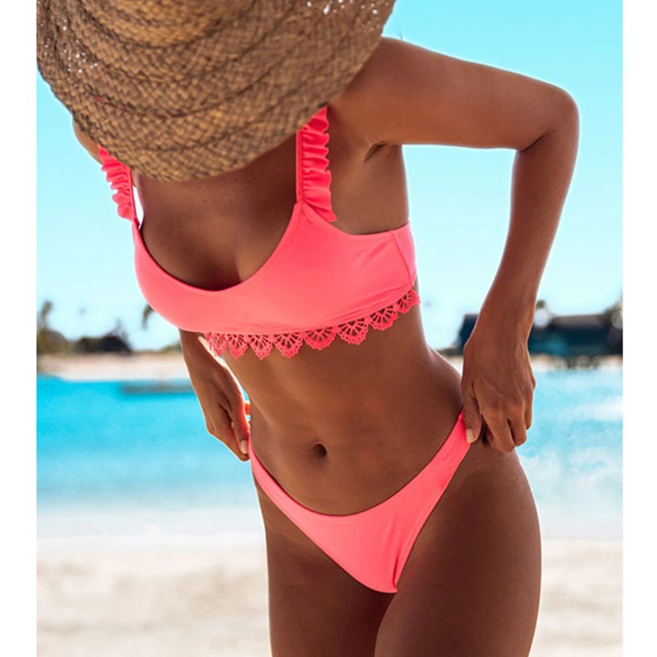 Плавки-бразилиана Ethnic Paradise с этническим принтом купить со скидкой в секс шопе  Женское белье, одежда  Пляжная одежда