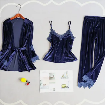 Autumn Winter New Women Warm Velvet 3 PCS Sleepwear Cami&Pants&Robe Home Wear Female Floral Pajamas Pyjamas Set Thick Nightwear
Autumn Winter New Women Warm Velvet 3 PCS Sleepwear Cami&Pants&Robe Home Wear Female Floral Pajamas Pyjamas Set Thick Nightwear