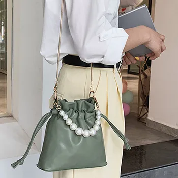 European Fashion Summer Chain Small Bag Woman New 2019 Pearl Bucket Bag PU Leather Shoulder Messenger Bag Totes for Lady
European Fashion Summer Chain Small Bag Woman New 2019 Pearl Bucket Bag PU Leather Shoulder Messenger Bag Totes for Lady