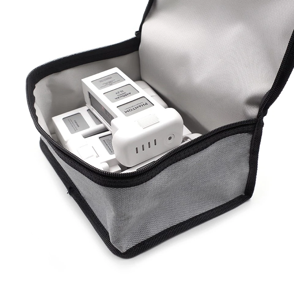 LiPo Battery Safety Bag 200x150x110mm Explosion-Proof Flame Retardan Safety Guard Fireproof Storage for Drone Quadcopter Battery
LiPo Battery Safety Bag 200x150x110mm Explosion-Proof Flame Retardan Safety Guard Fireproof Storage for Drone Quadcopter Battery