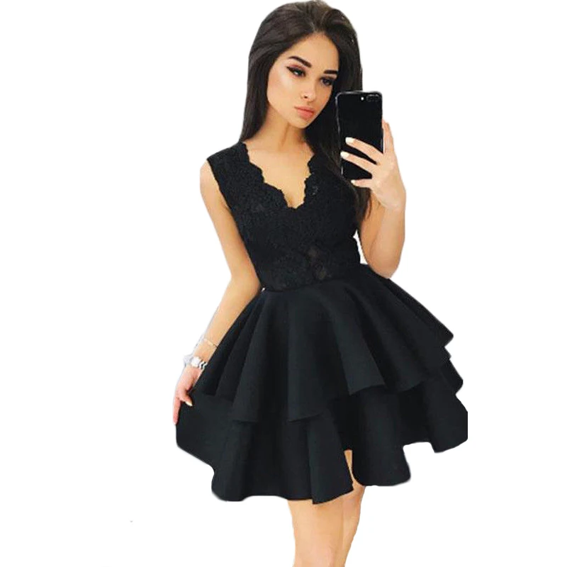 New women summer sleeveless lace patchwork mini dress fashion v-neck see-through backless A-line Pleated clubwear mini dress
New women summer sleeveless lace patchwork mini dress fashion v-neck see-through backless A-line Pleated clubwear mini dress