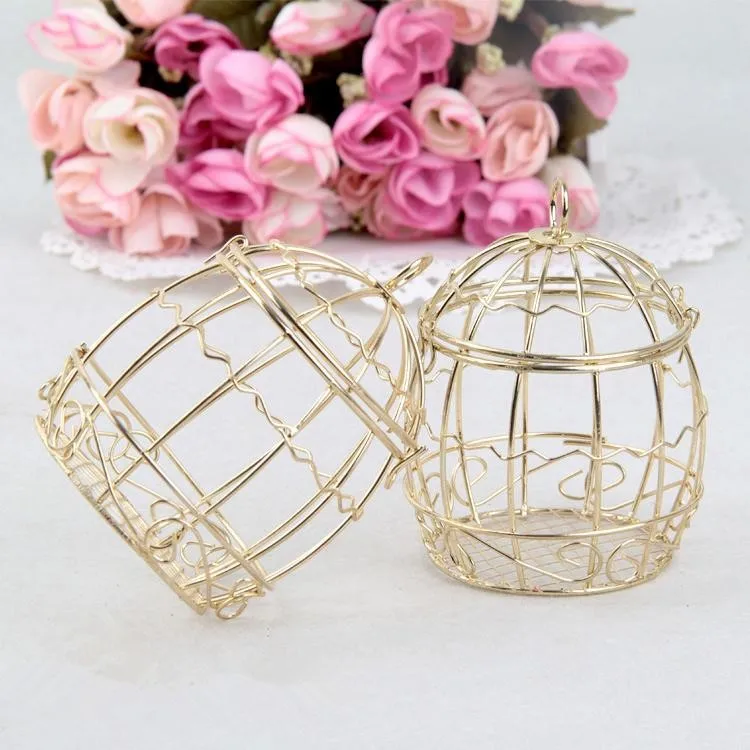 Hot sale Gold Wedding Favor Box European romantic wrought iron birdcage wedding candy box tin box for Wedding Favors
Hot sale Gold Wedding Favor Box European romantic wrought iron birdcage wedding candy box tin box for Wedding Favors