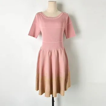 2019 New Type One-Character Collar Shoulder Button Gold Line Gradual Change of Color Curly Bead Knitted Dress Sleeves
2019 New Type One-Character Collar Shoulder Button Gold Line Gradual Change of Color Curly Bead Knitted Dress Sleeves